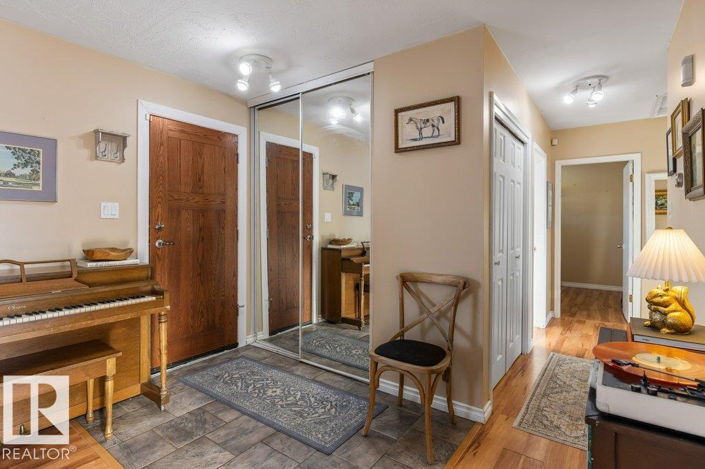 36 SUNSET BLVD, St. Albert