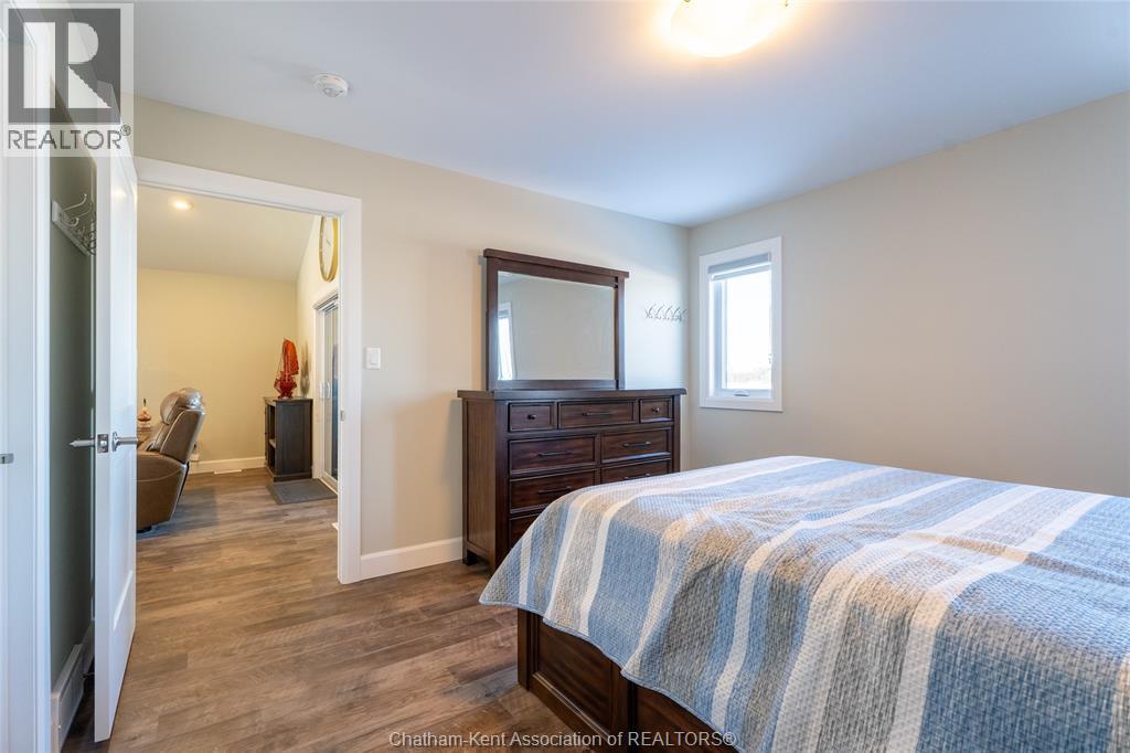 21 BAFFIN WAY - 25