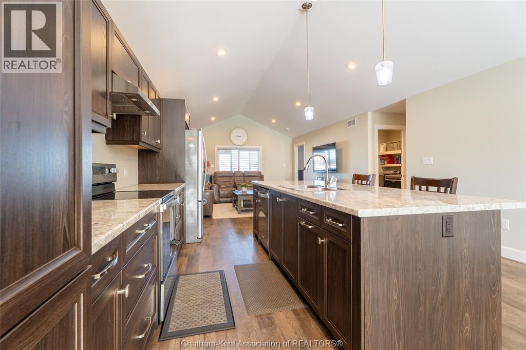 21 BAFFIN WAY - 9