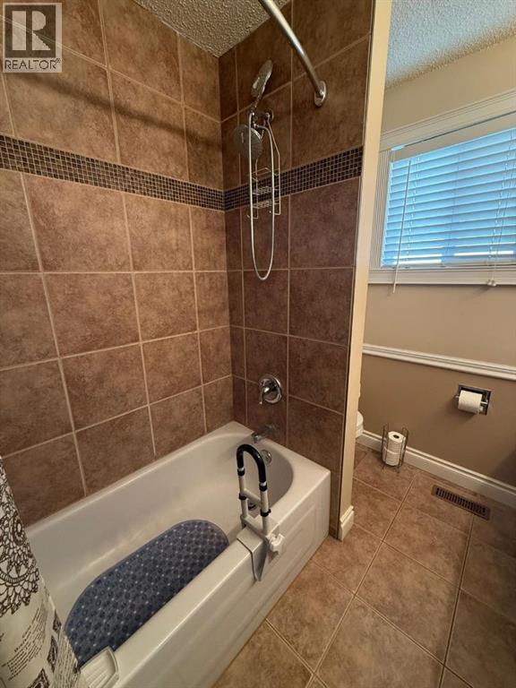 144 Beaconwood Place, Fort McMurray