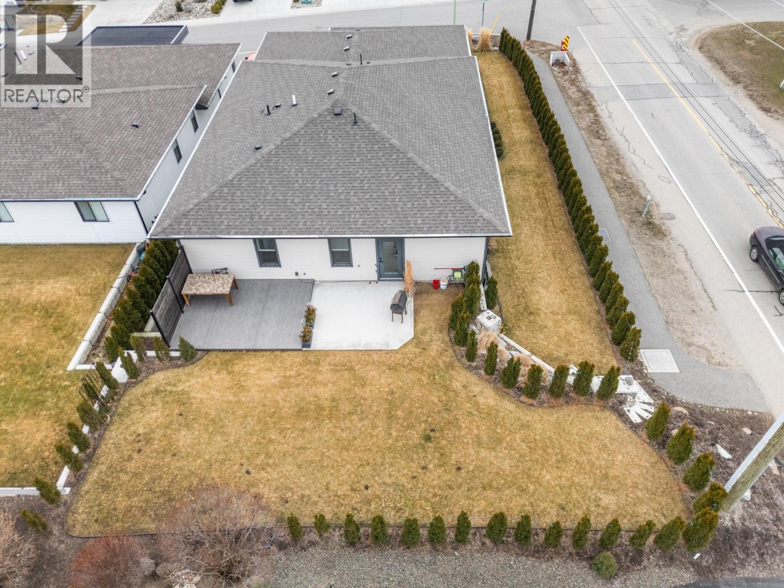 714 Lake Court, West Kelowna