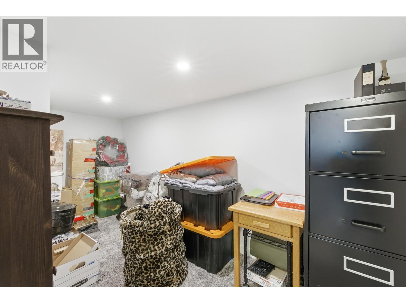 714 Lake Court - 33