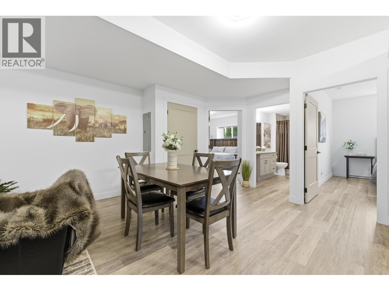 714 Lake Court - 37