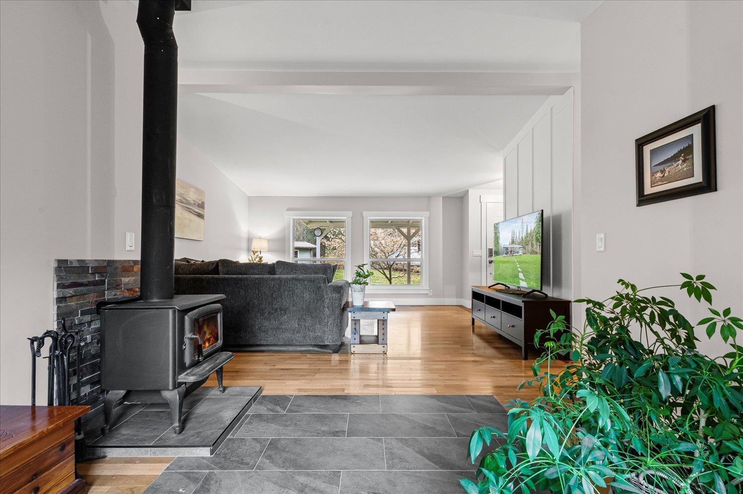 6800 HINKLEY ROAD, Eastern Hillsides