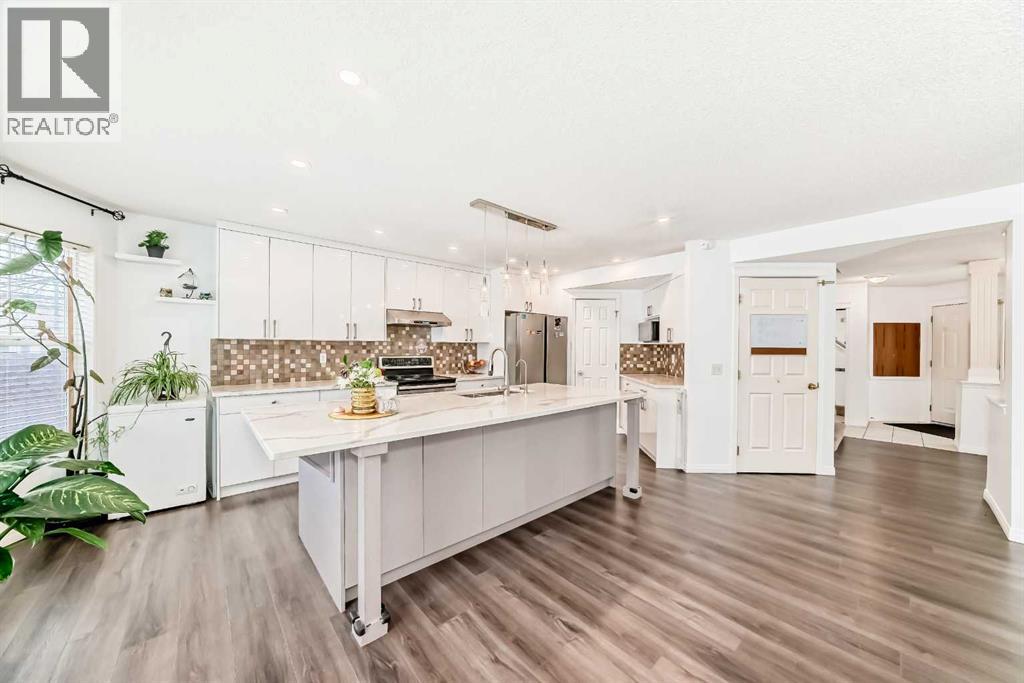 Single Family House for Sale in  Millrise Square SW Millrise Calgary 