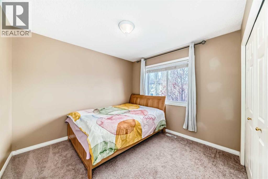 Single Family House for Sale in  Millrise Square SW Millrise Calgary 