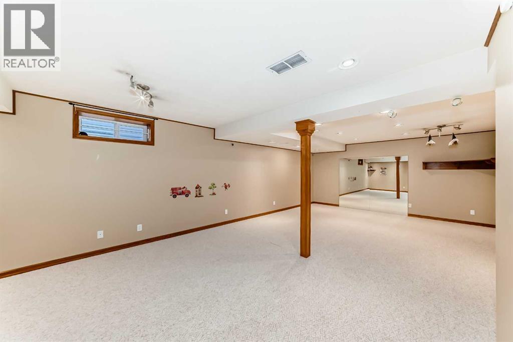 Single Family House for Sale in  Millrise Square SW Millrise Calgary 