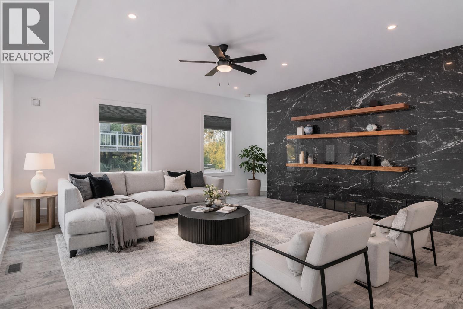 2690 Monte Christo Street, Rossland