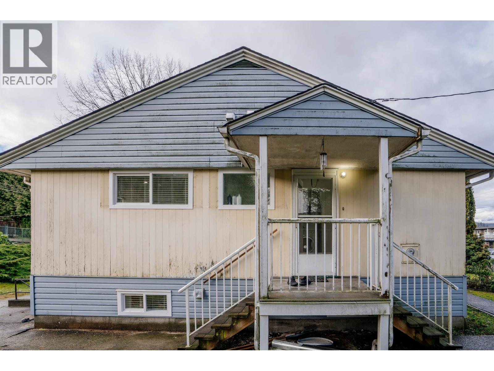 2813 ST JOHNS STREET, Port Moody