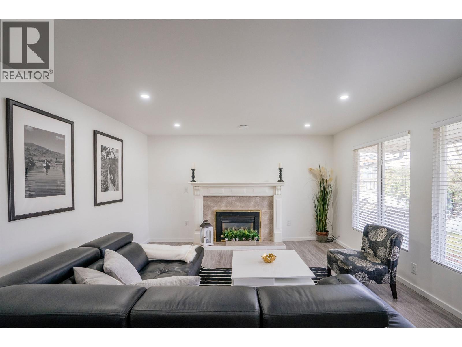 2813 ST JOHNS Street - photo 2