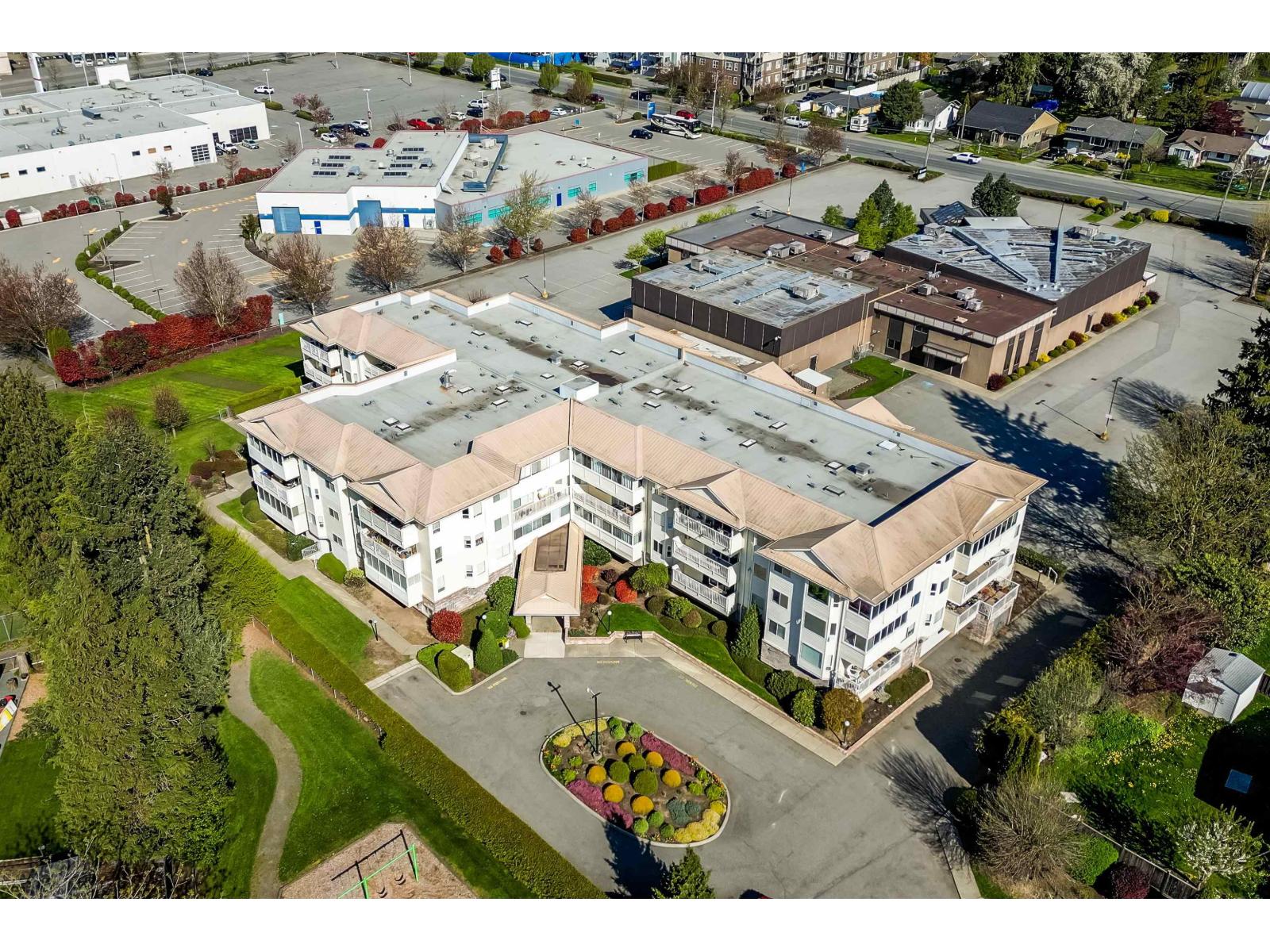 206 8725 ELM DRIVE, Chilliwack Proper South, Chilliwack