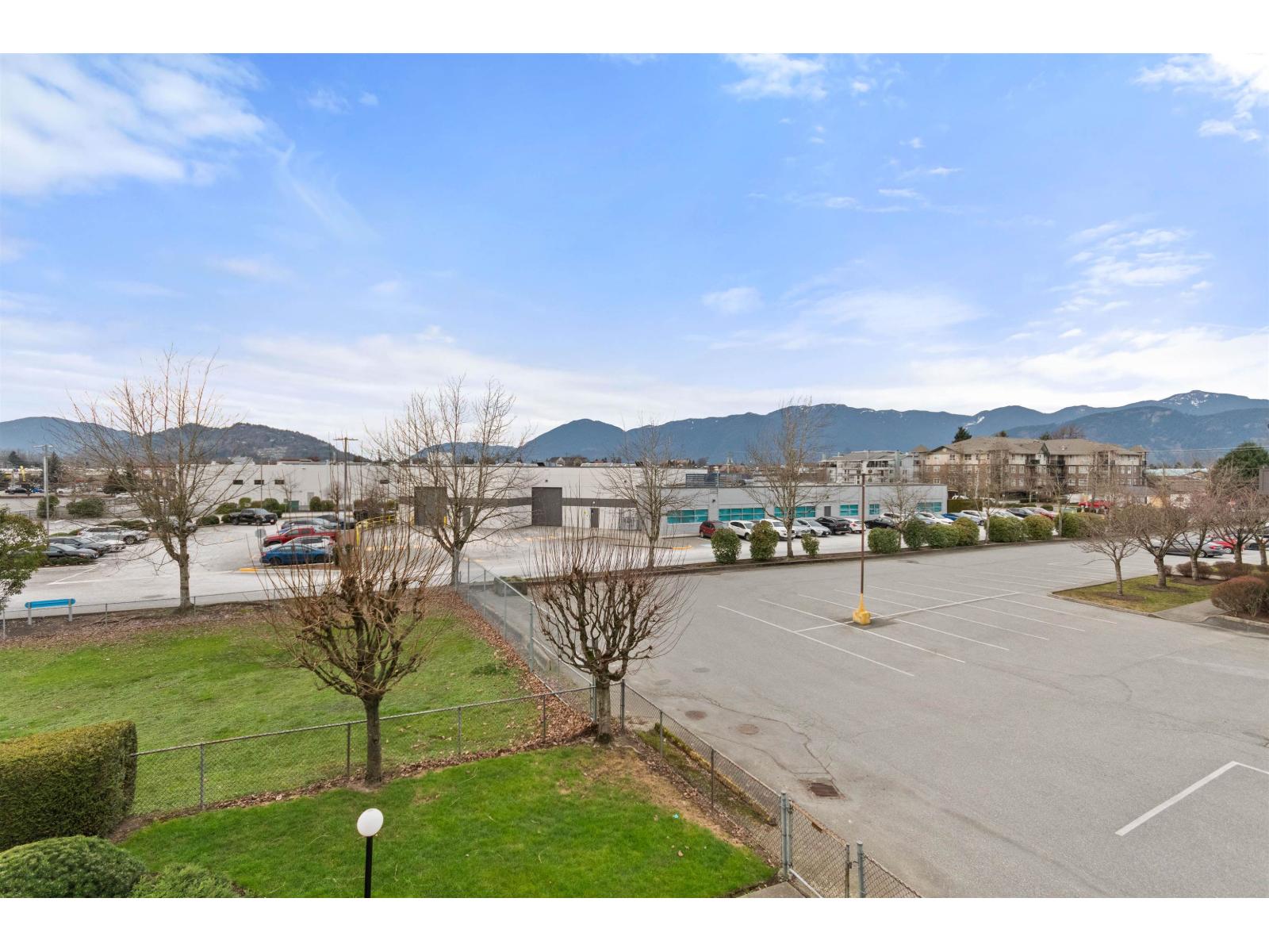 206 8725 ELM DRIVE, Chilliwack Proper South, Chilliwack