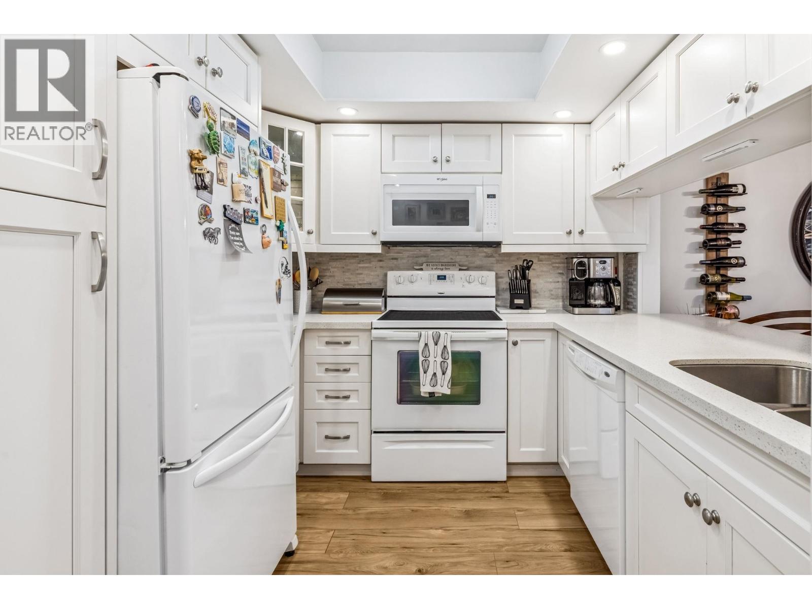 #103-1441 GARDEN Place, Delta