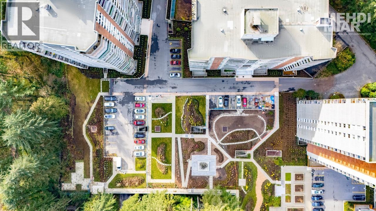 306 2020 FULLERTON AVENUE, North Vancouver