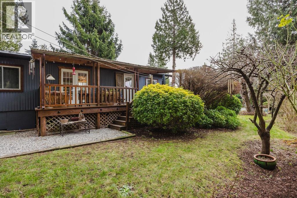 3366 RICHARDS ROAD - Photo 2 of 31, Roberts Creek, British Columbia