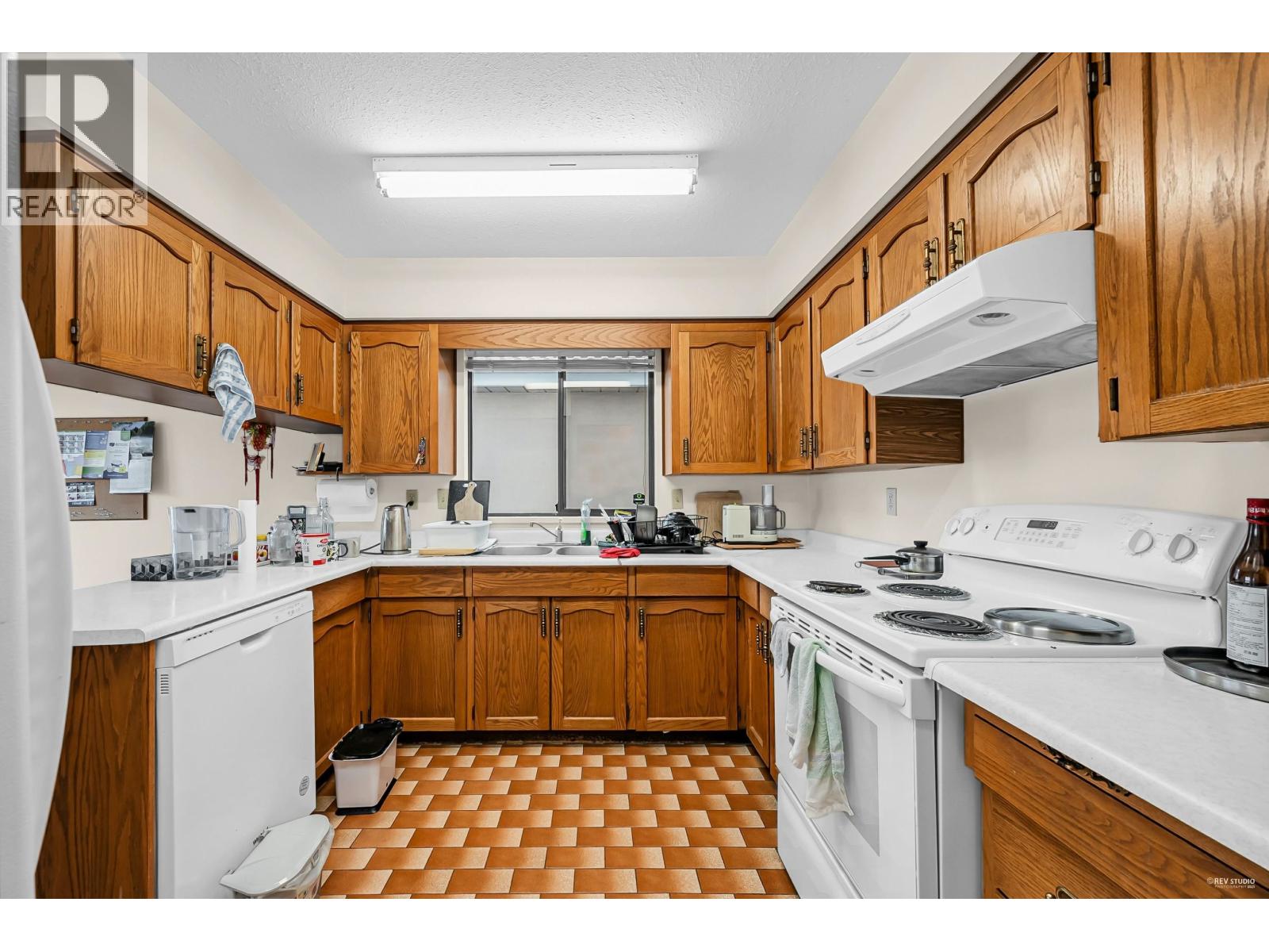 2843 W 22ND AVENUE, Vancouver