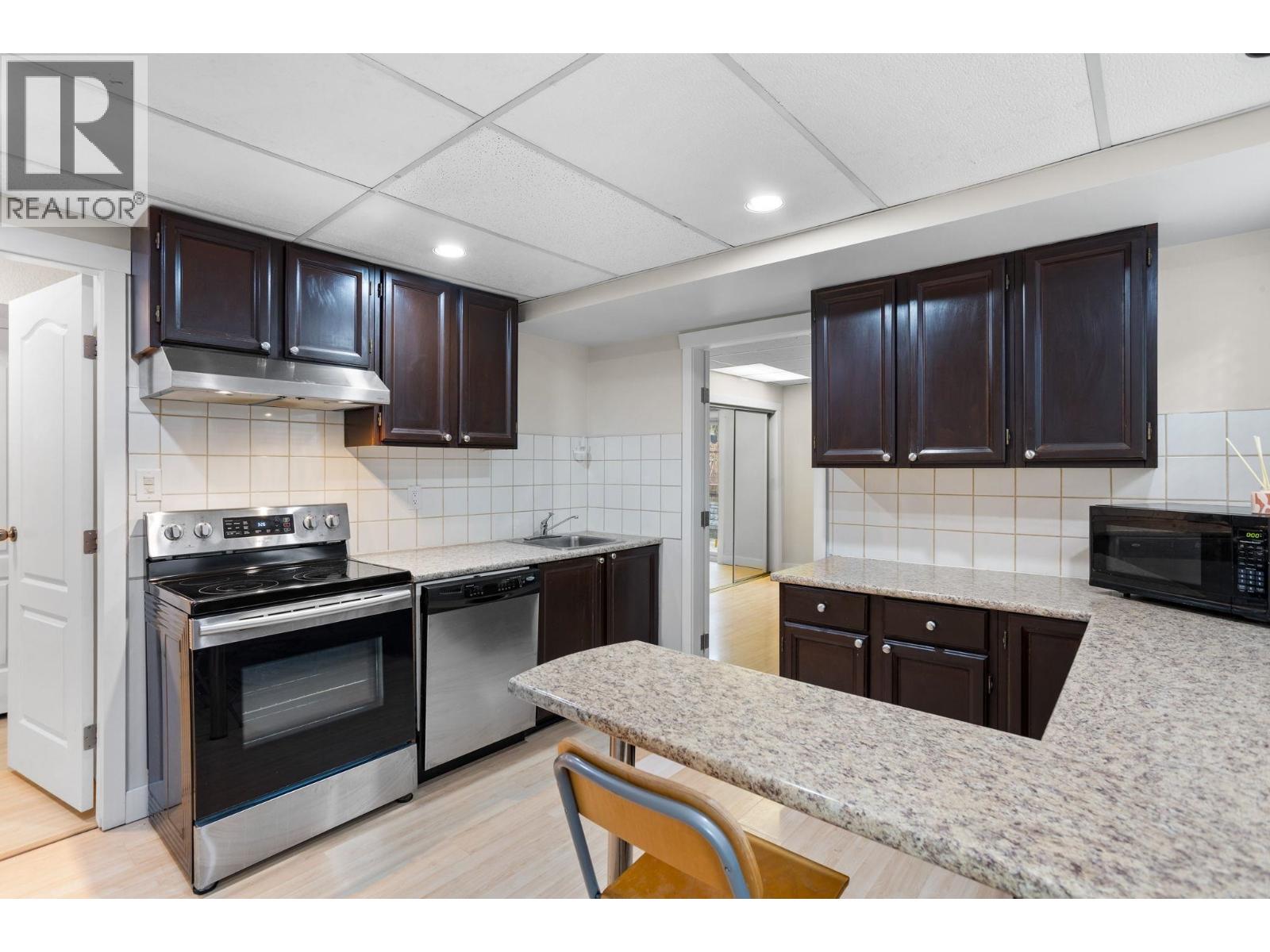 224 APRIL ROAD, Port Moody