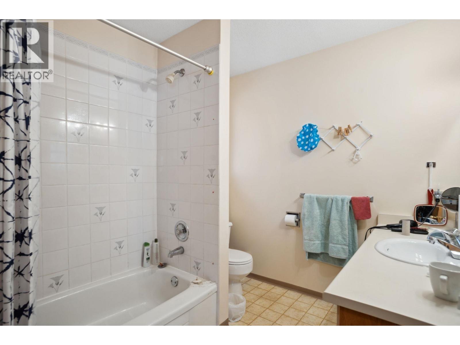 612 E 3RD STREET, North Vancouver