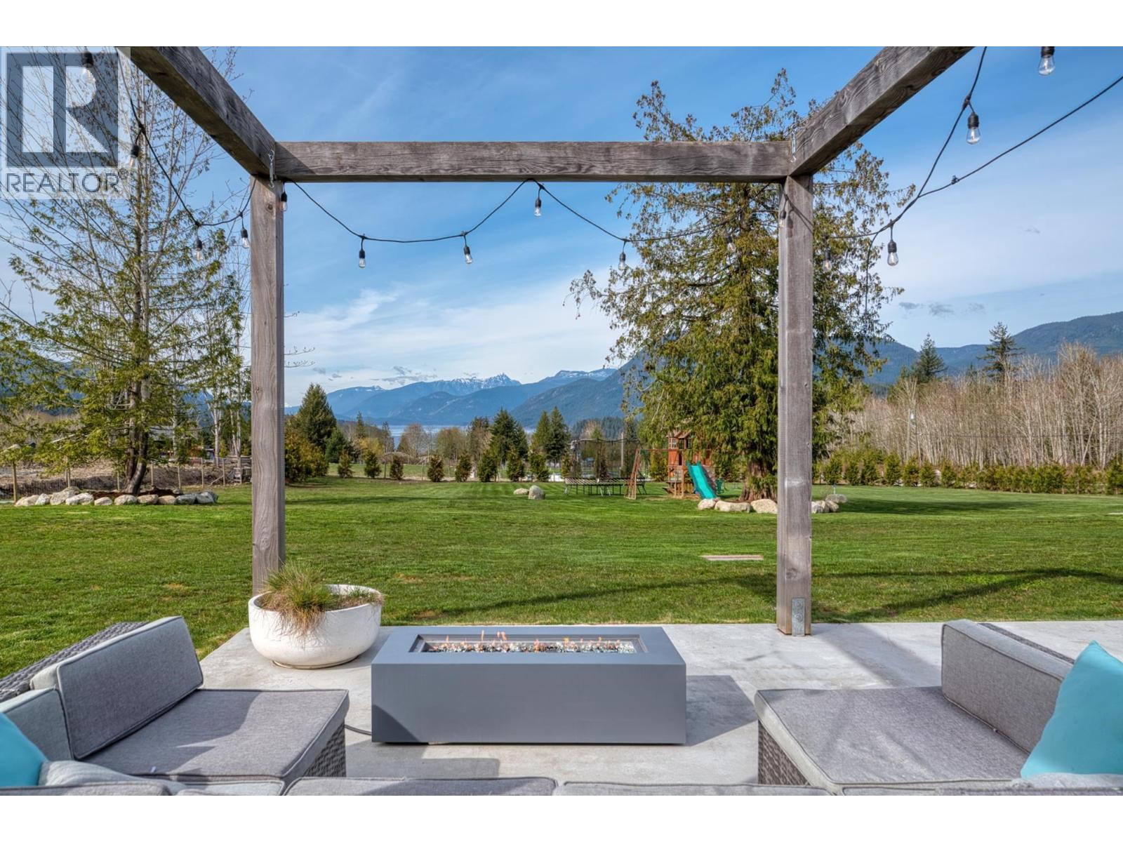 6315 RIMROCK ROAD, Sechelt