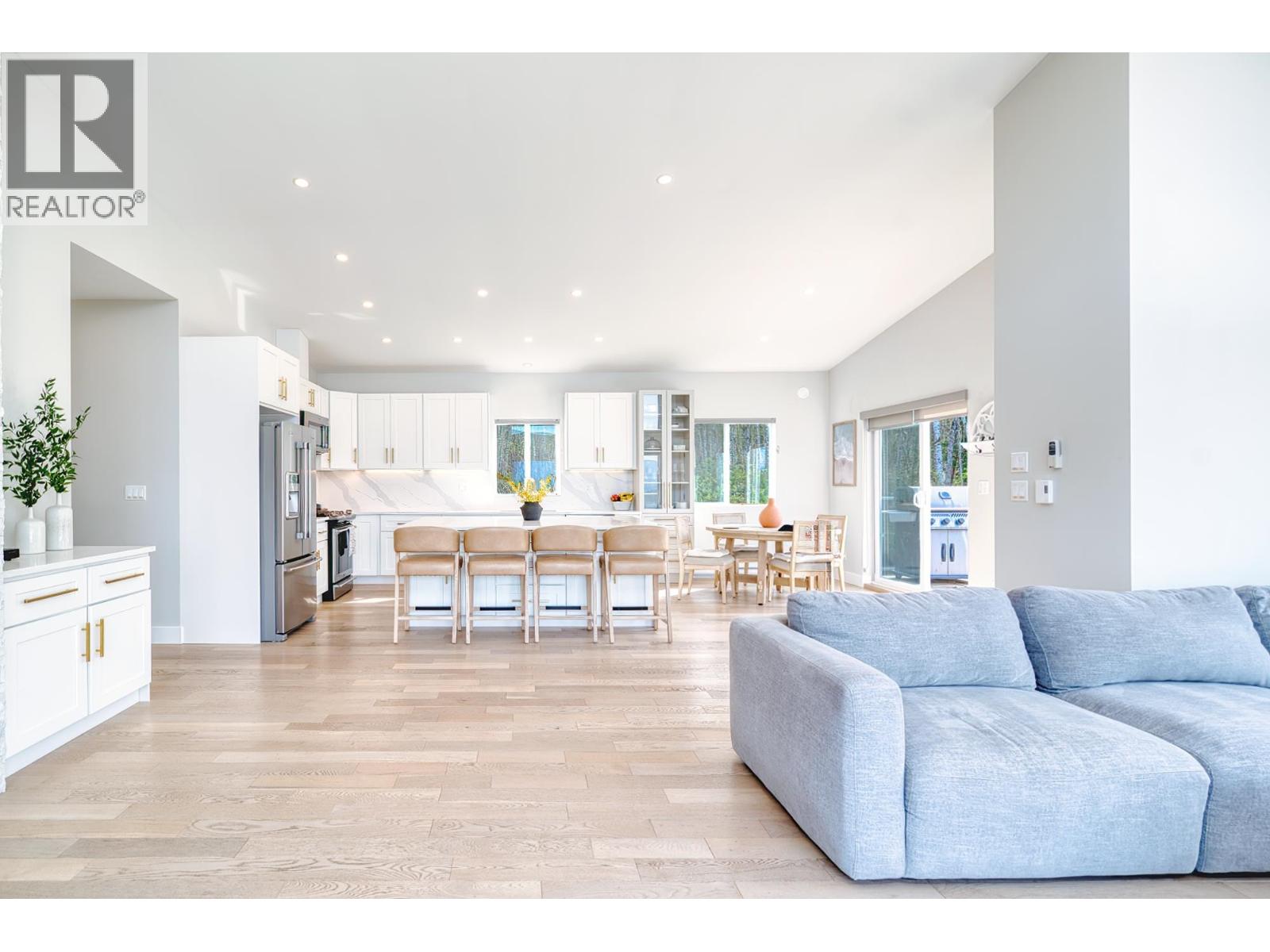 6315 RIMROCK ROAD, Sechelt