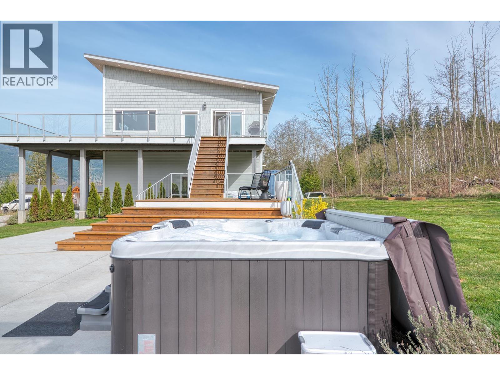 6315 RIMROCK ROAD, Sechelt