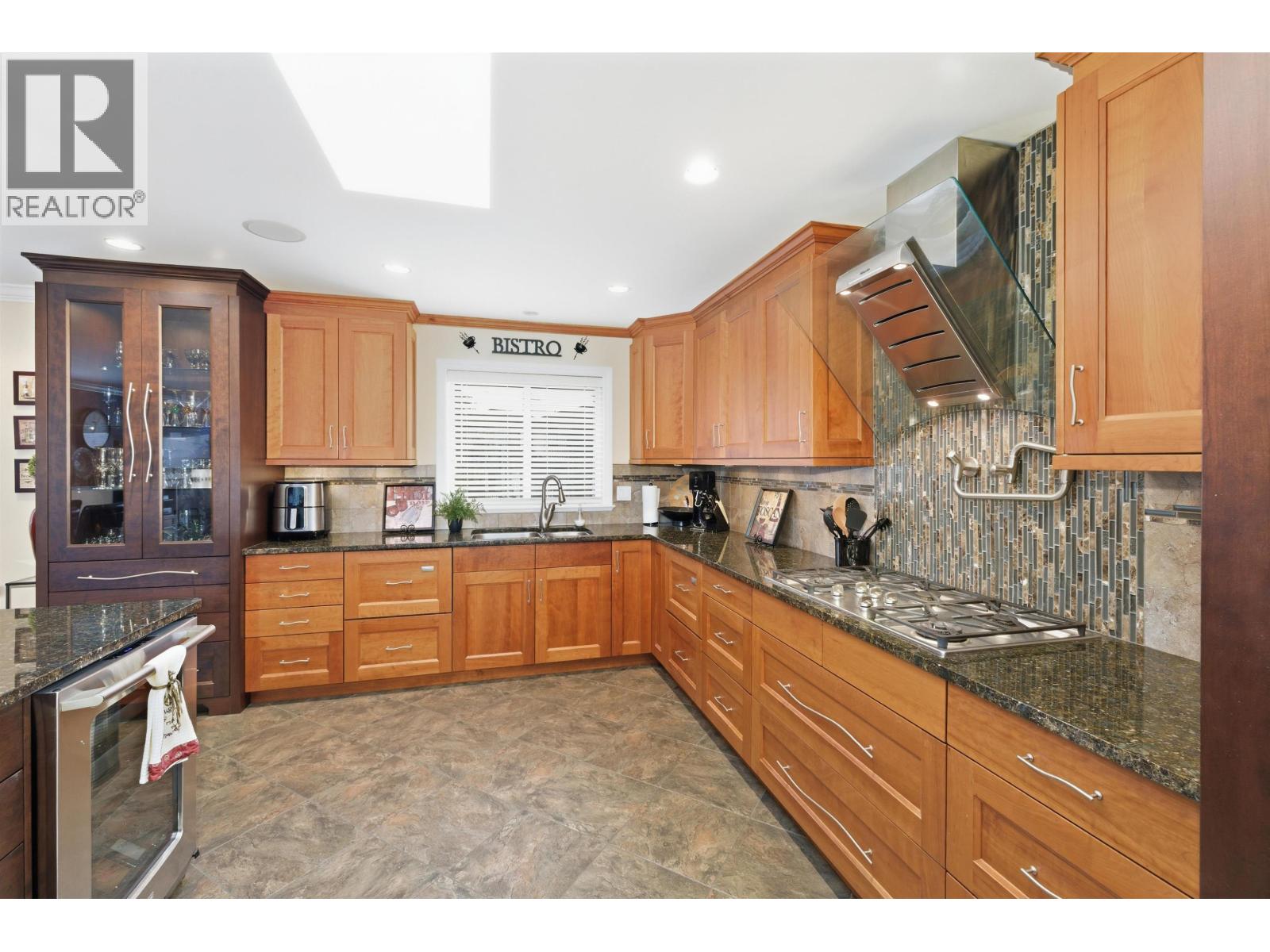 10600 SWINTON Crescent, Richmond