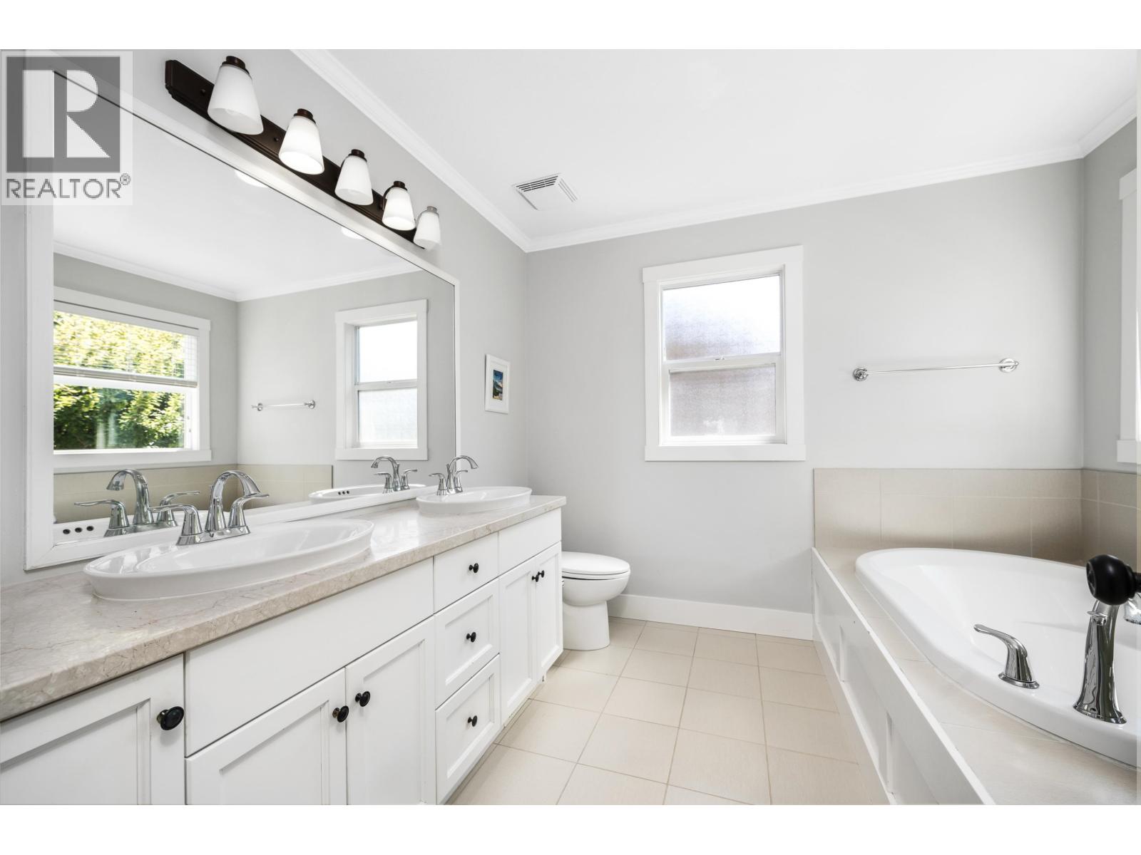 5158 WESTMINSTER Lane, Delta