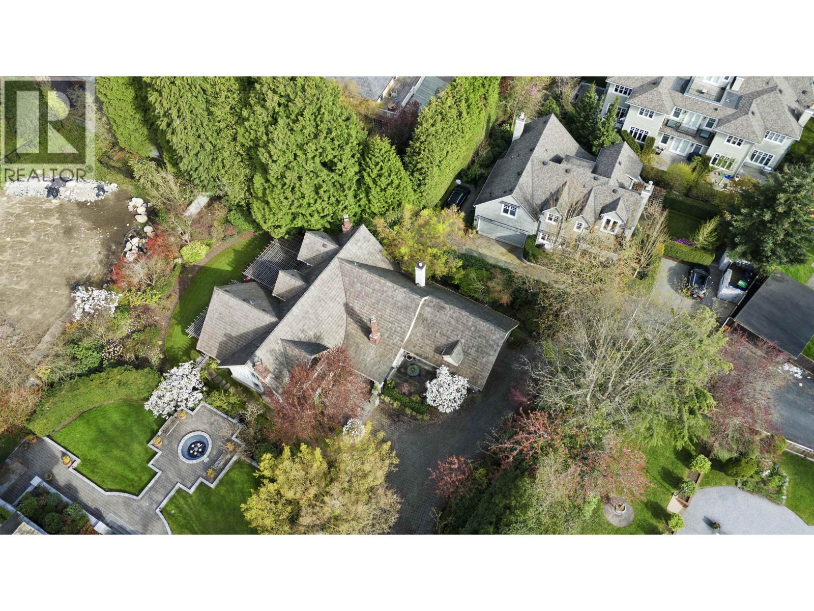 1323 THE CRESCENT, Vancouver