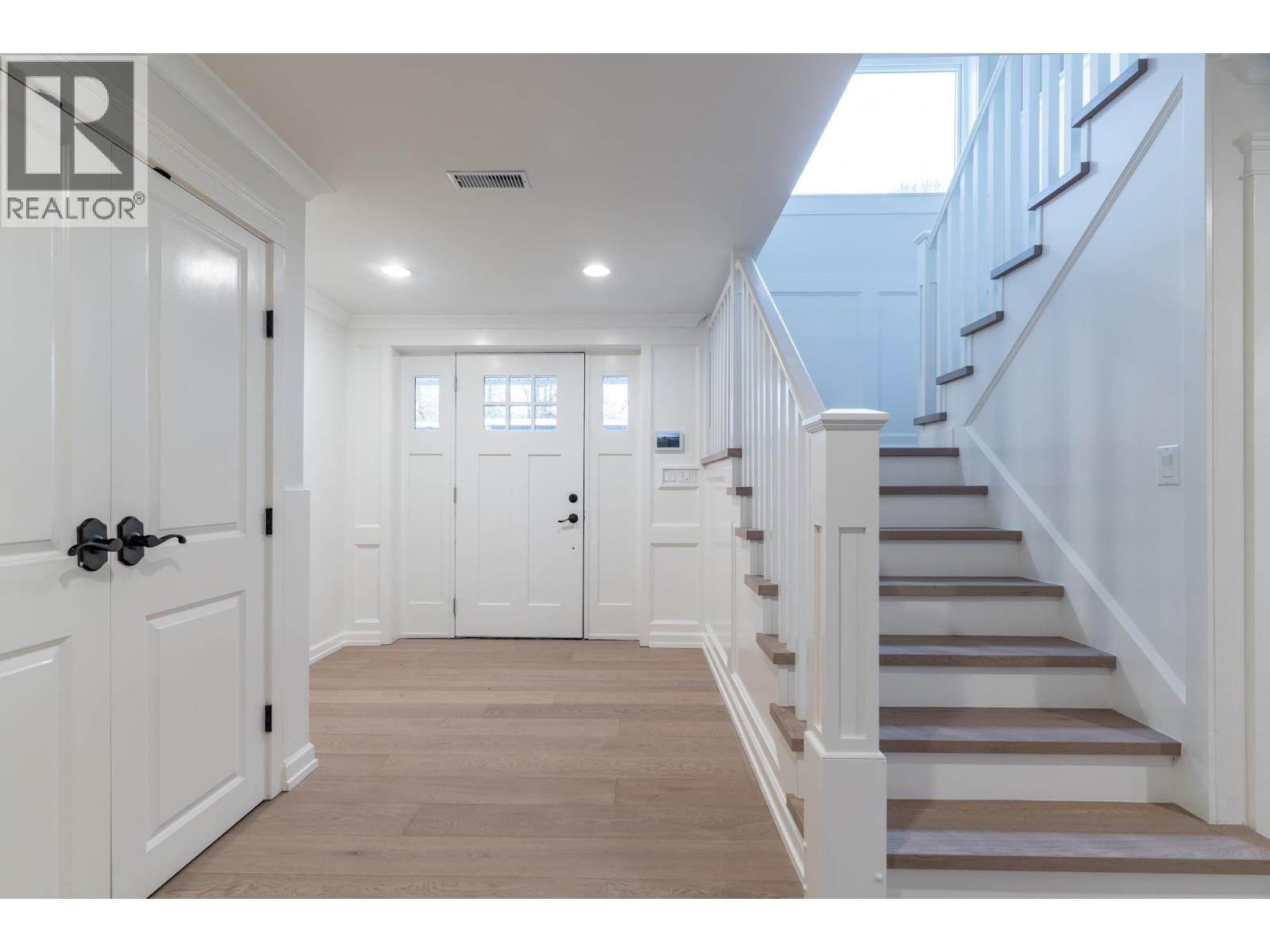 3653 ST. THOMAS STREET, Port Coquitlam