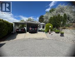 10 3096 South Main Street, Penticton