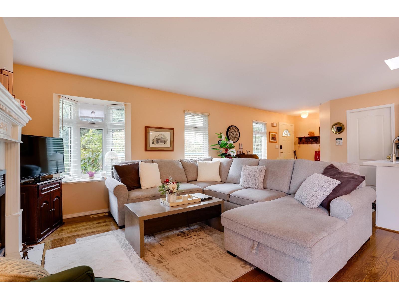 1881 160 STREET, Surrey