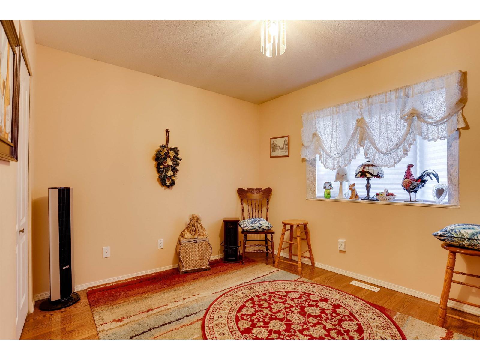 1881 160 STREET, Surrey