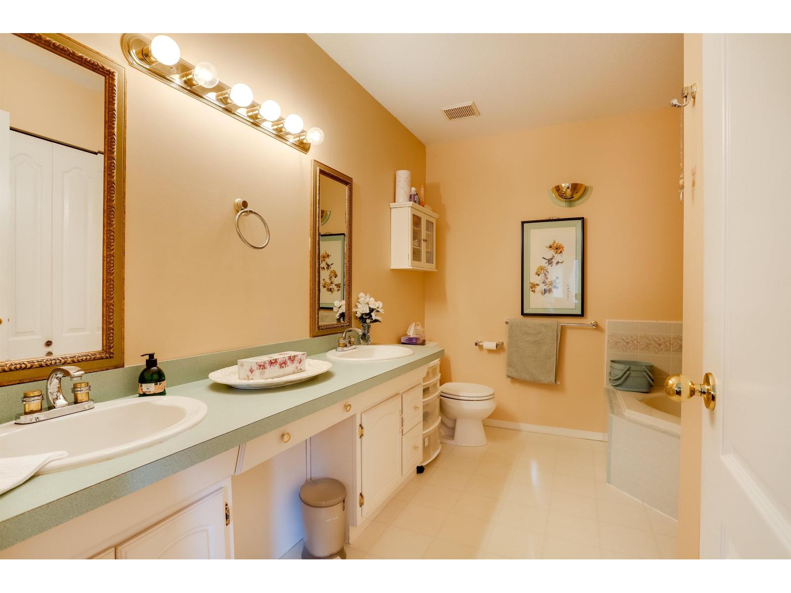 1881 160 STREET, Surrey