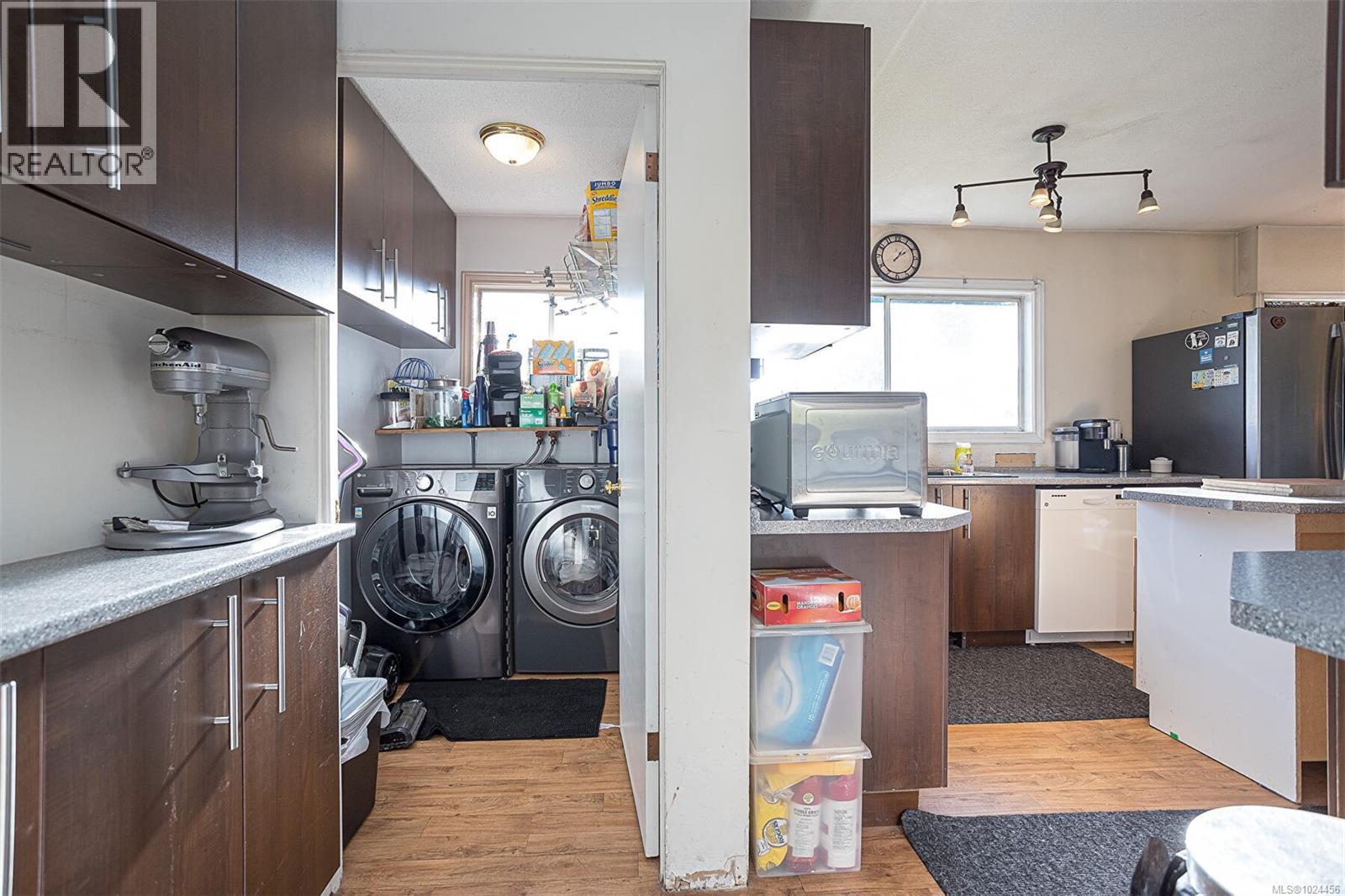 2139 Hemer Rd - 11