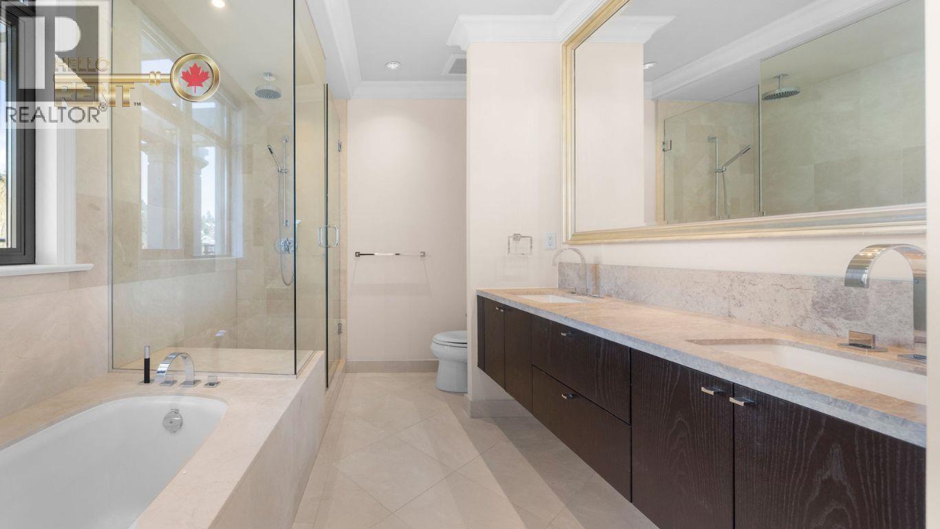 PH1 568 WATER'S EDGE CRESCENT, West Vancouver