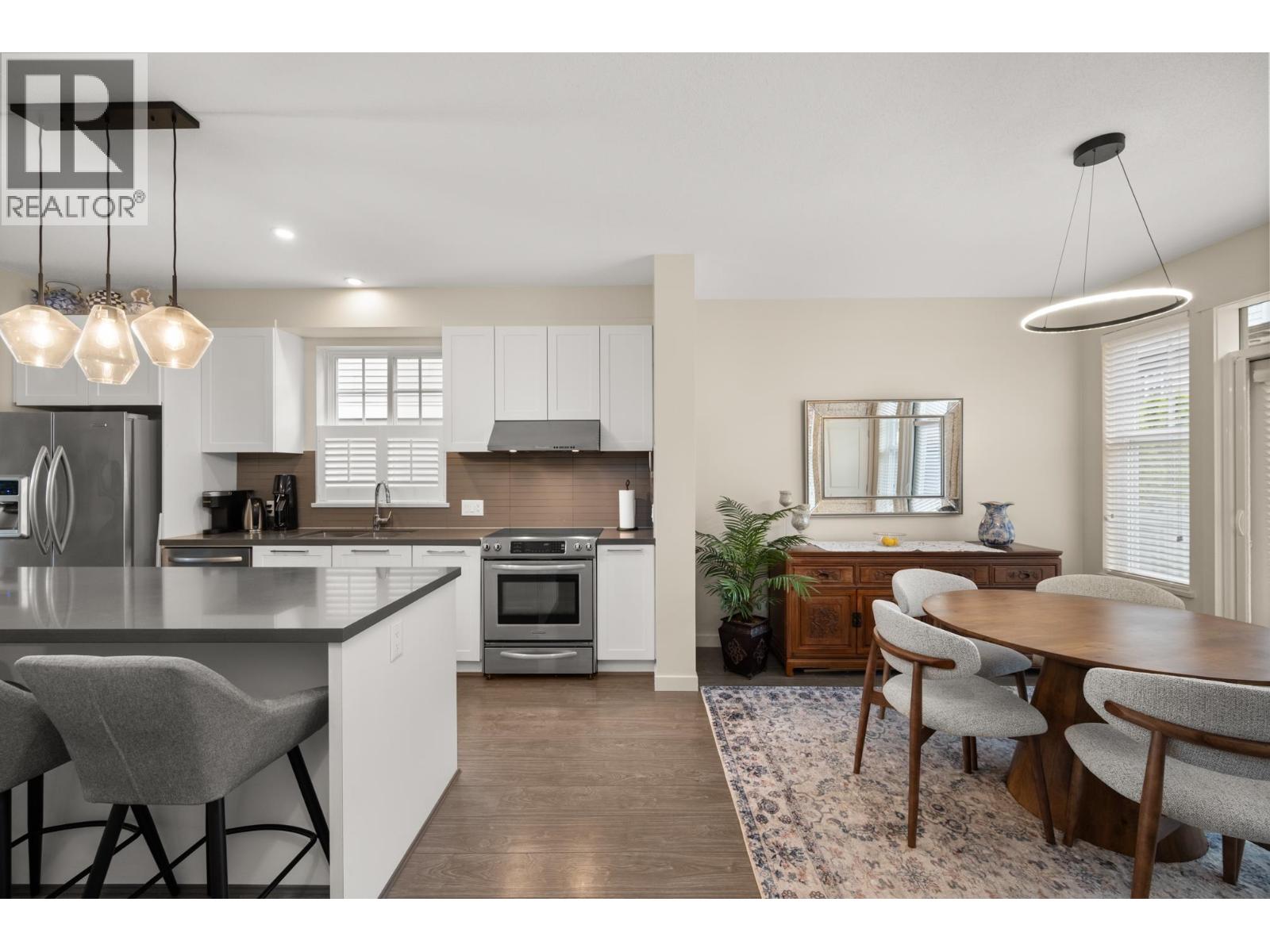 18 3461 PRINCETON AVENUE, Coquitlam