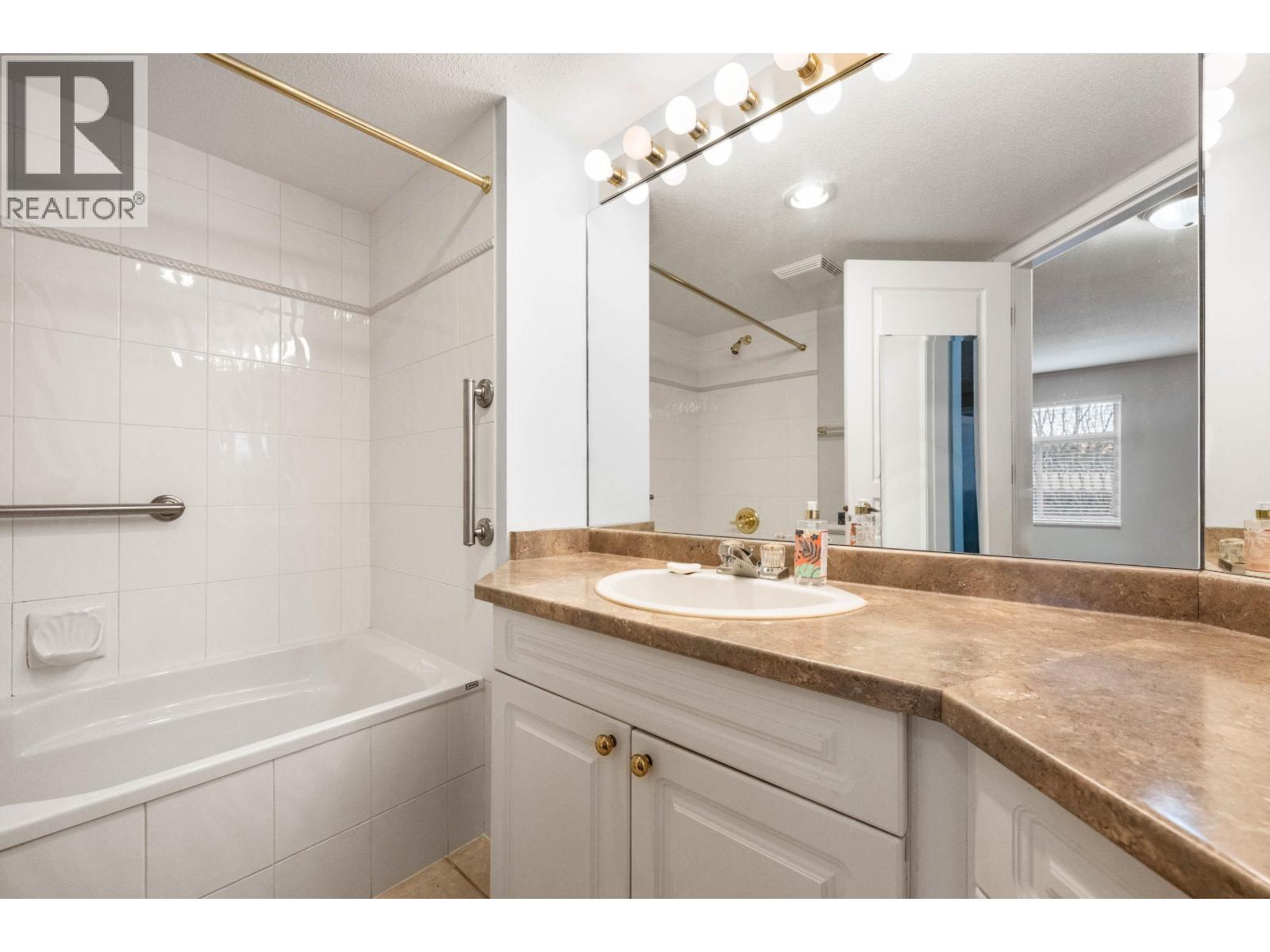 #209-4770 52A Street, Ladner