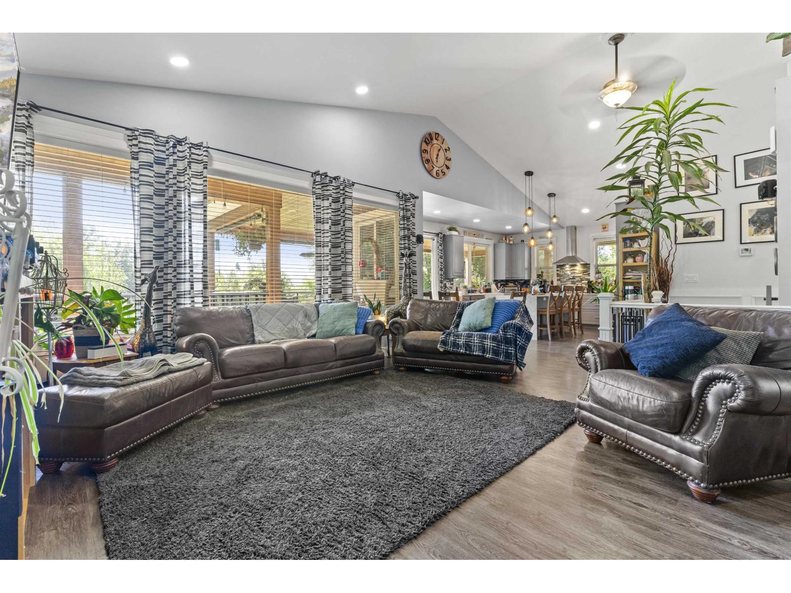 30957 GUNN AVENUE, Mission