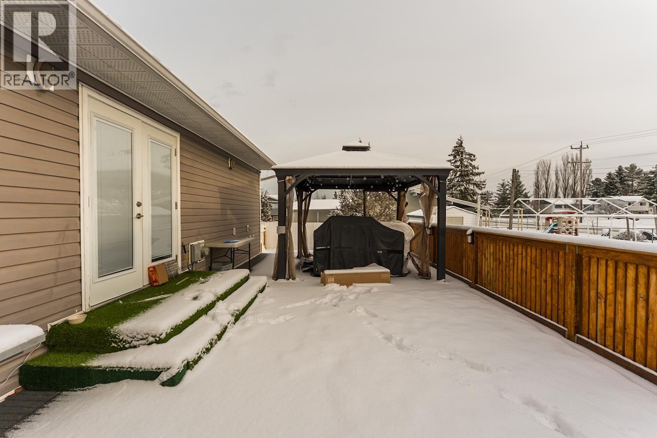 392 GREEN PLACE, Prince George