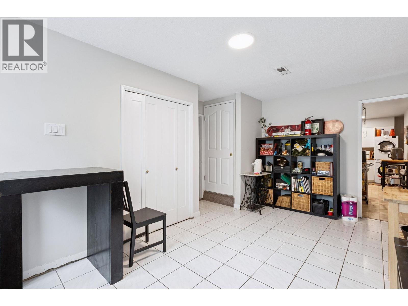 651 E 17TH AVENUE, Vancouver