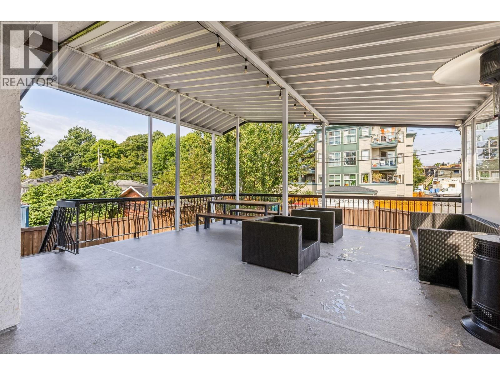 651 E 17TH AVENUE, Vancouver