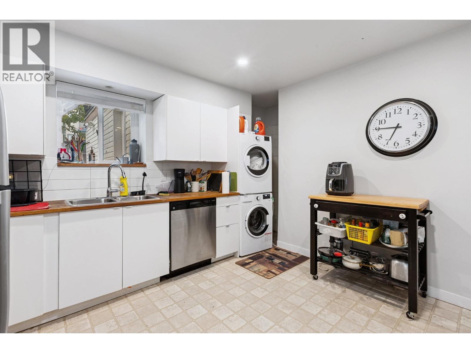 651 E 17TH AVENUE, Vancouver