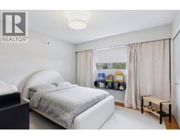 651 E 17th Avenue, Vancouver, BC V5V1B5 Photo 13