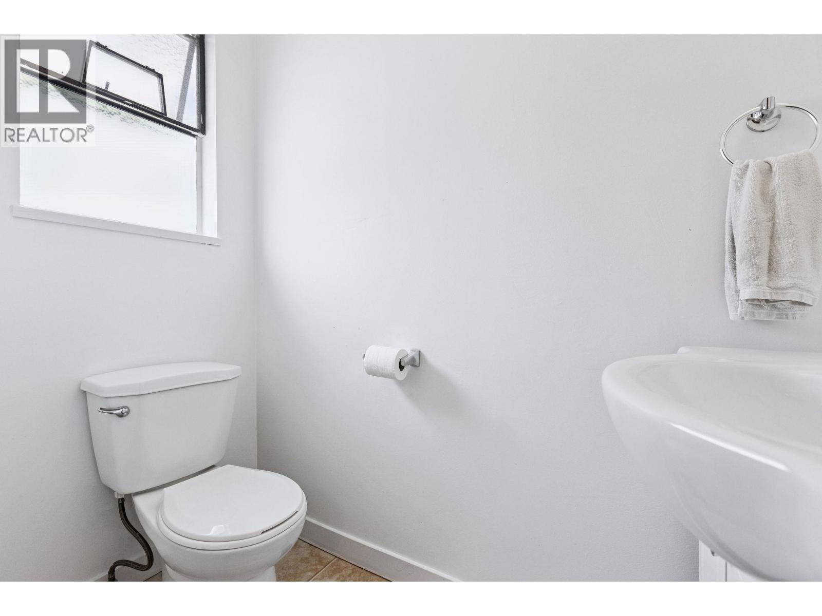 651 E 17TH AVENUE, Vancouver