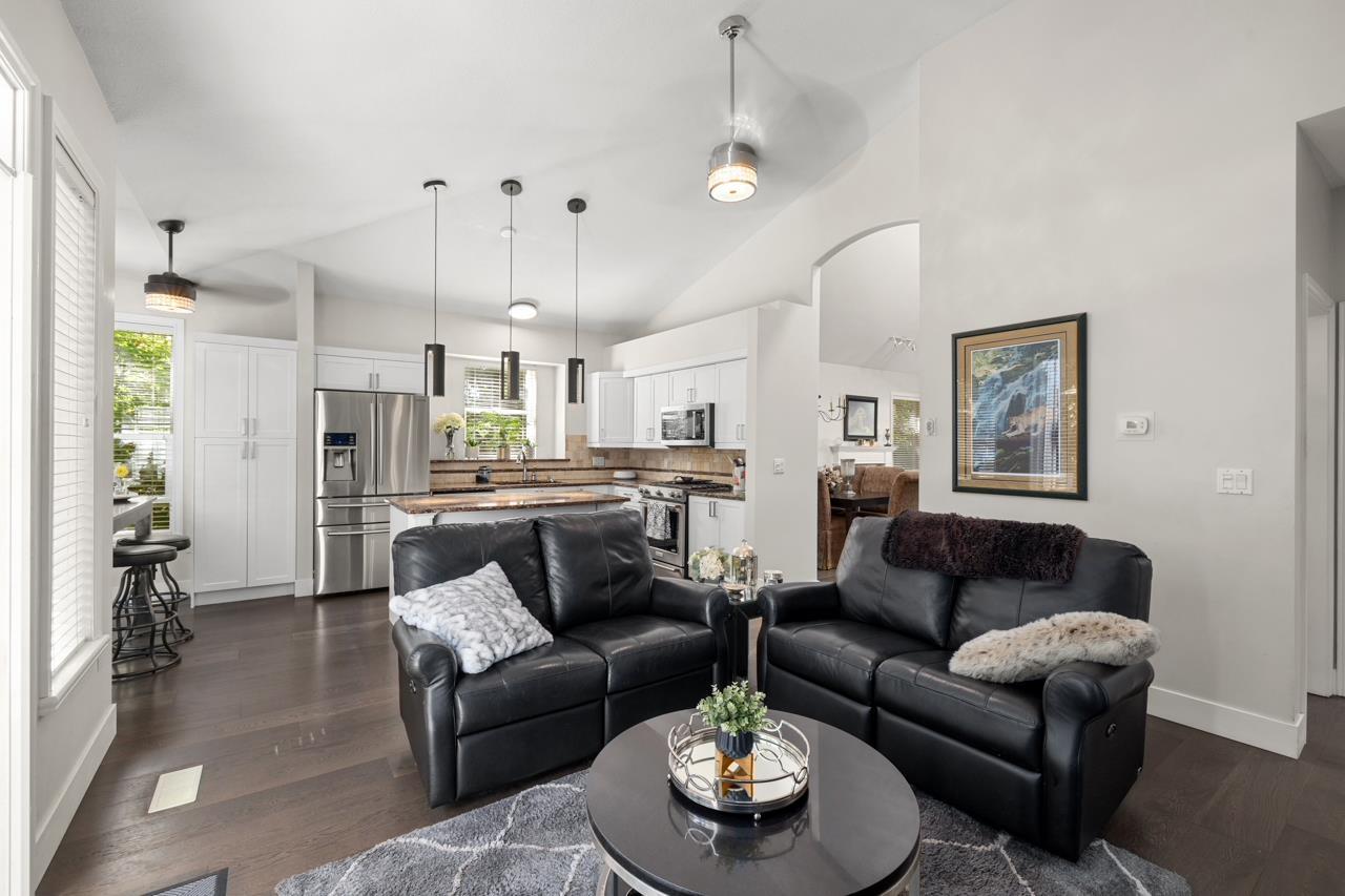 101 3500 144 STREET, Surrey