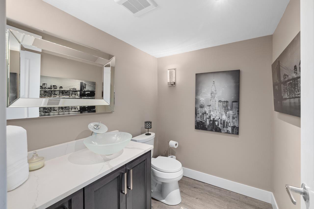 101 3500 144 STREET, Surrey