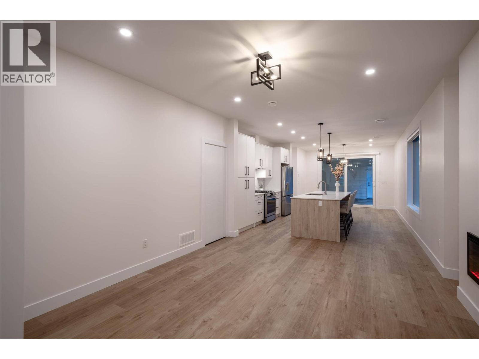  2231 Richter Street, Kelowna