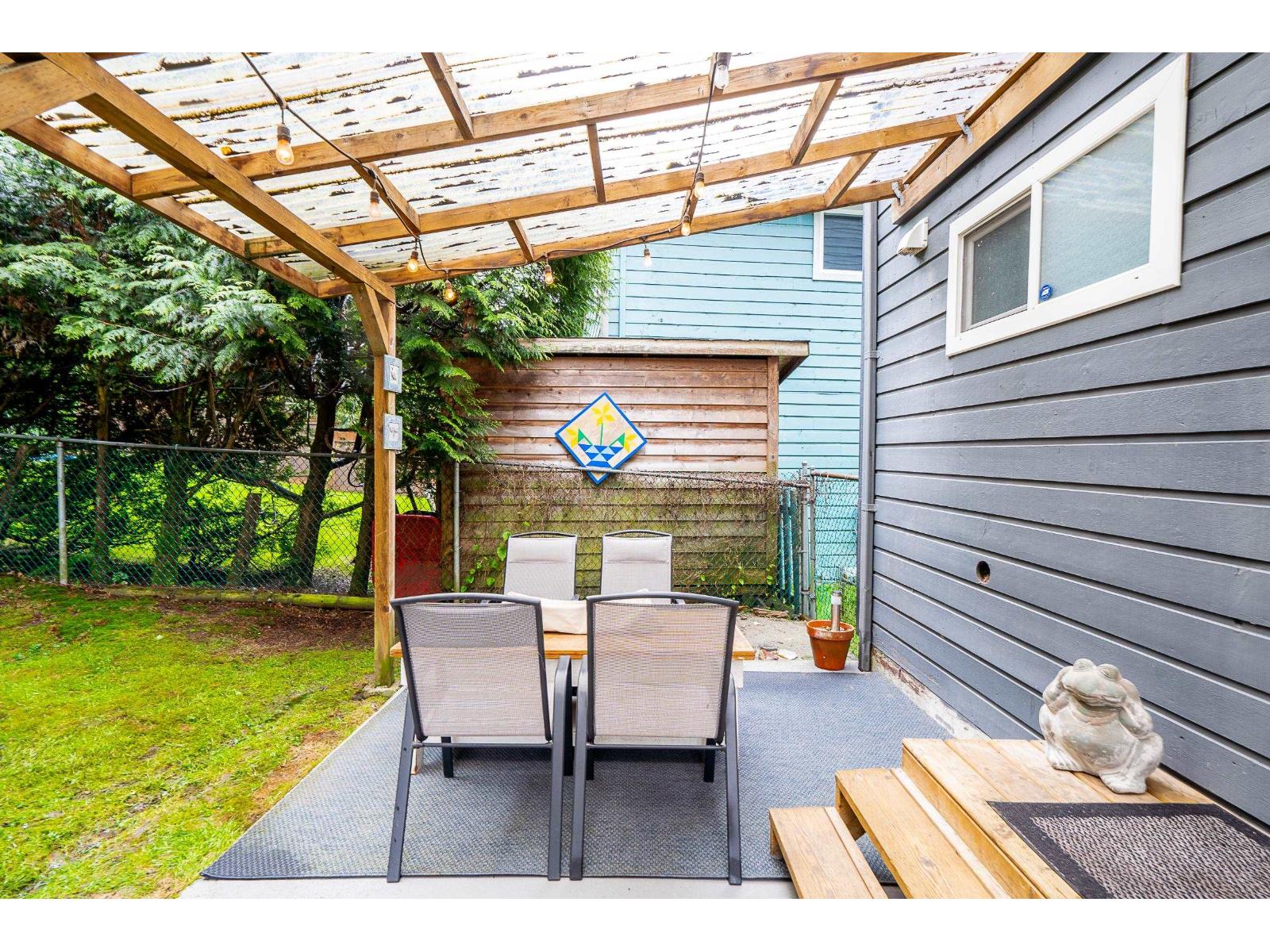 8370 SHEAVES Road, Delta