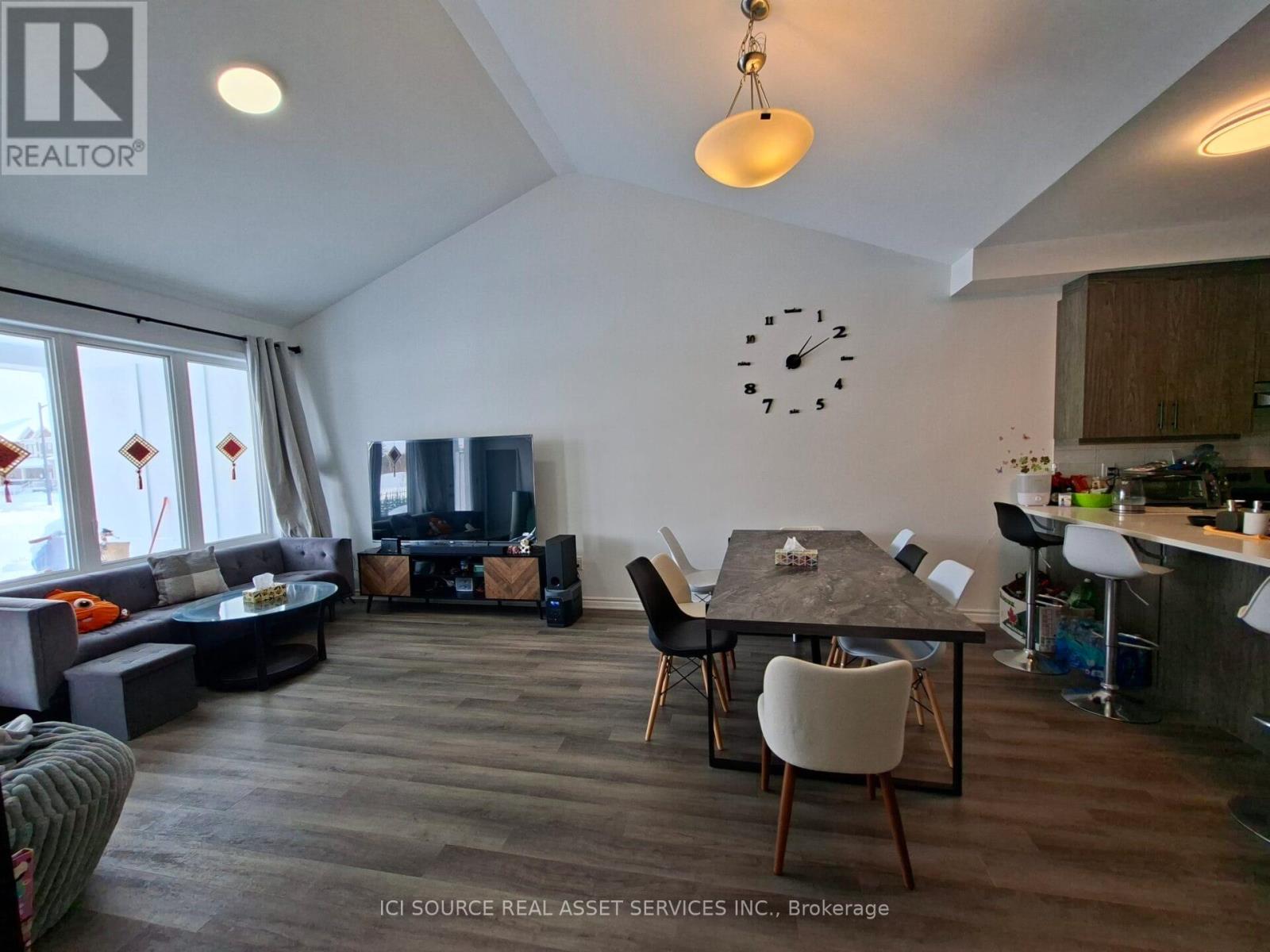 2969 MURPHY PLACE - Photo 4 of 26, Innisfil, Ontario