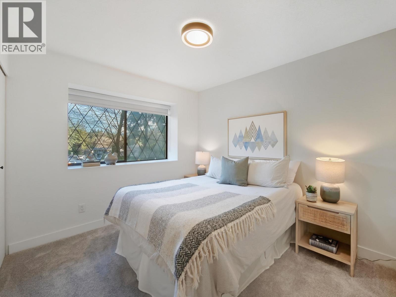 1777 CALEDONIA AVENUE, North Vancouver